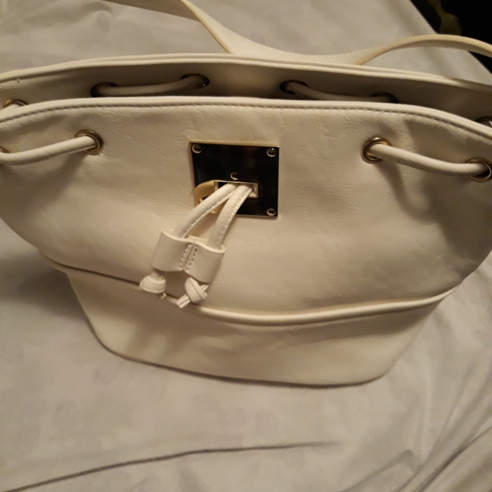 Charming Charlie ivory pusre